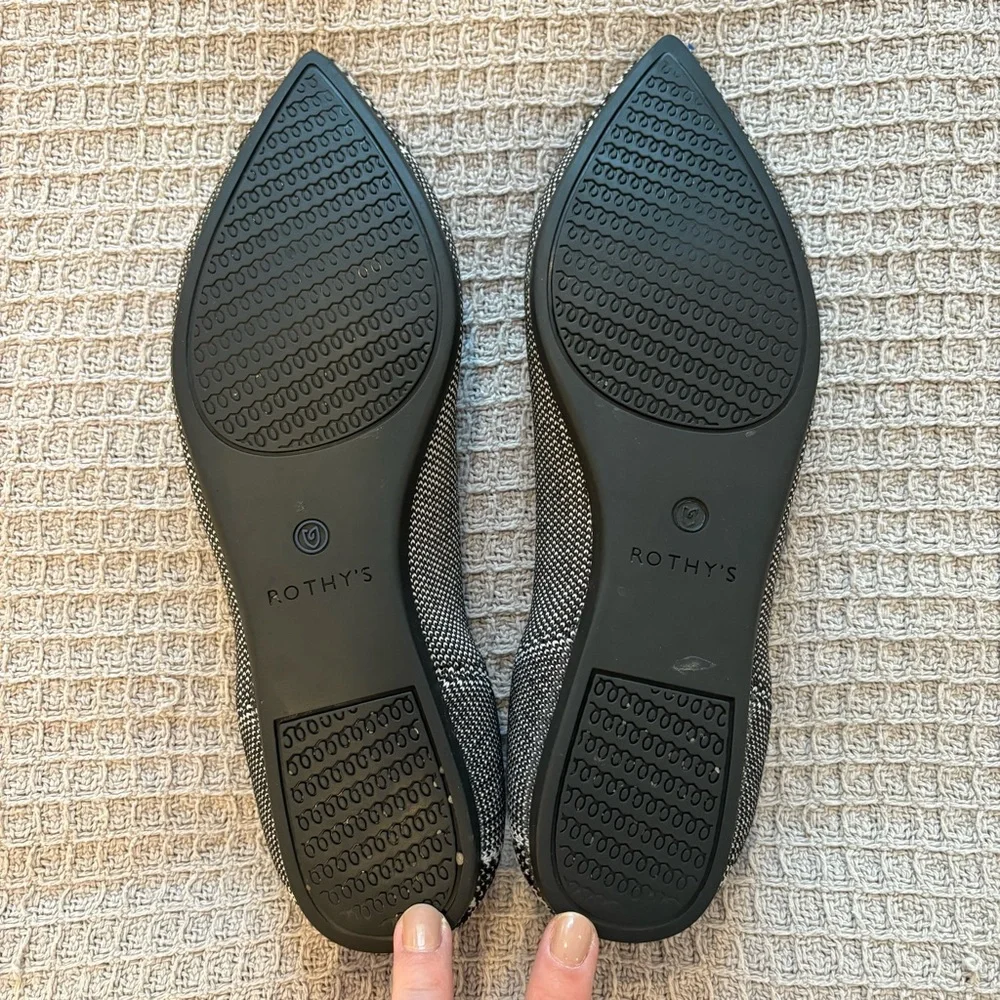 Black Python Point Toe Rothy's Flats - Size 7.5 - Picture 2 of 11